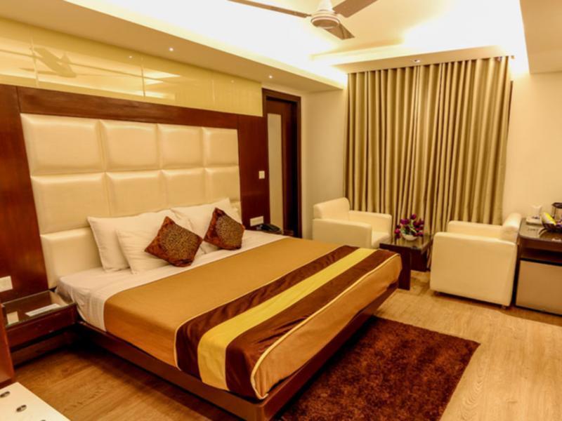 Fabhotel Red Leaf Mall Road Mussoorie Exterior photo