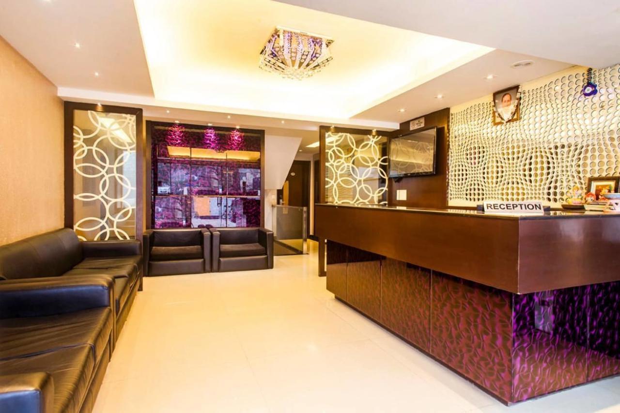 Fabhotel Red Leaf Mall Road Mussoorie Exterior photo